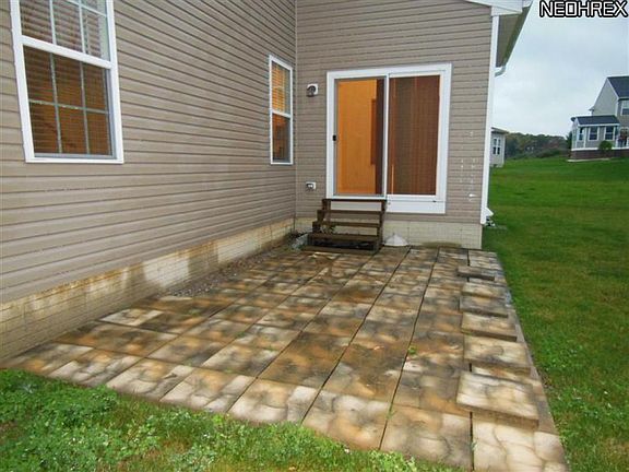 5th image of 9805 Creekside Way