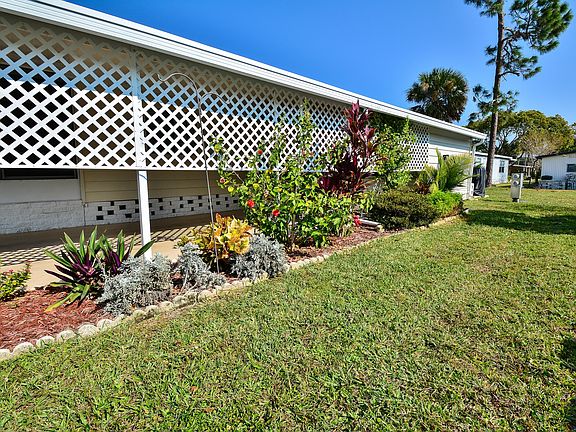 4th image of 357 King James Ct