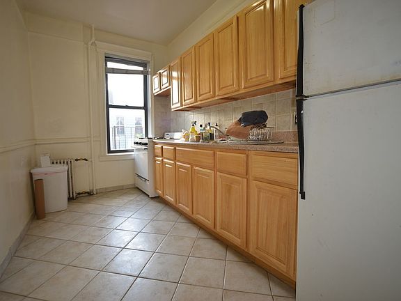 3rd image of 30-74 32nd St #6