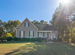 38 Derby Ln, Lillington, NC 27546