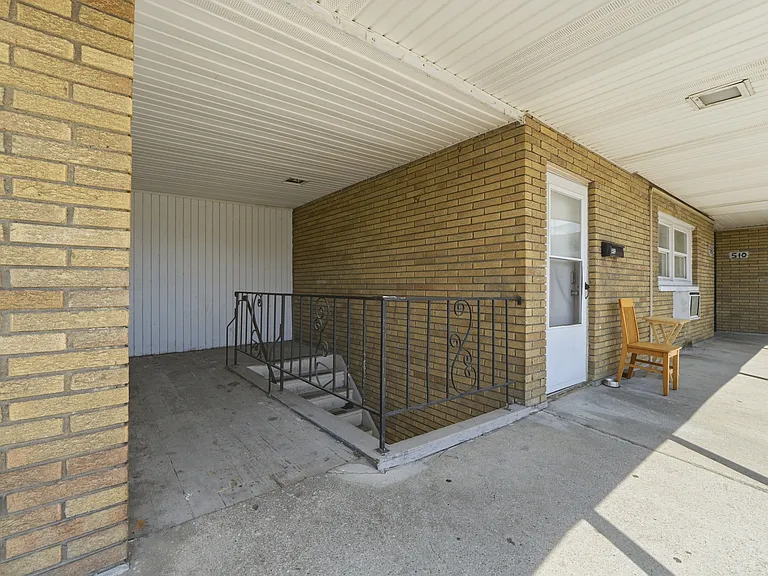 7569 Mentor Ave — Photo 27