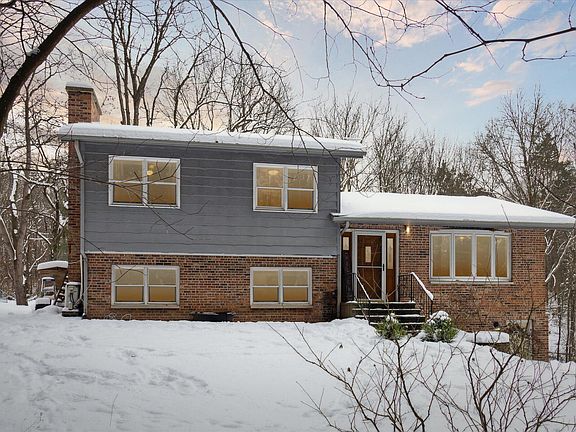 3rd image of 13208 E Fg Ave