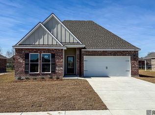 6951 Brook Hollow Dr, Zachary, LA 70791