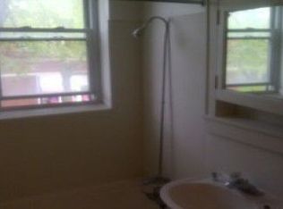 6126 Roosevelt Rd, Oak Park, IL 60304