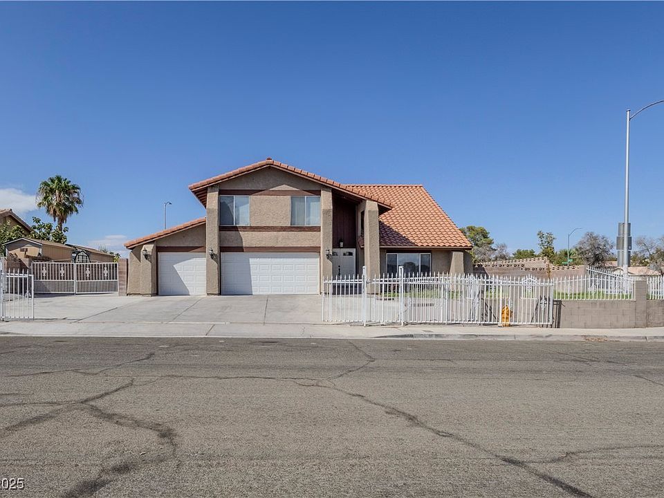 1st image of 2988 Chapala Dr