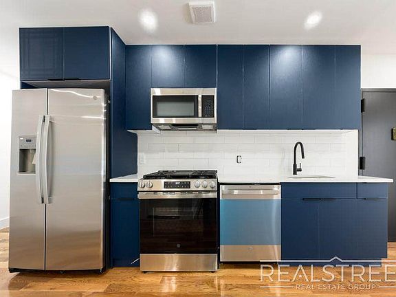 4th image of 405 Herkimer St APT 1