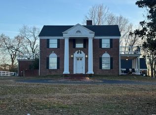 671 Pikeview St, Dresden, TN 38225