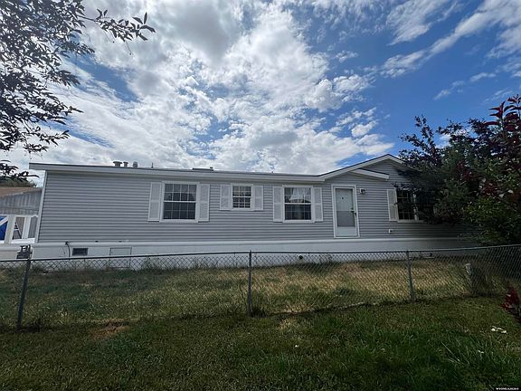 4th image of 407 Susie Ave