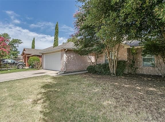 2nd image of 3604 Garden Springs Dr