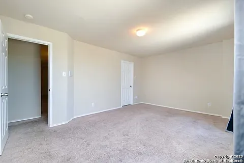 215 Redbird Cir — Photo 13