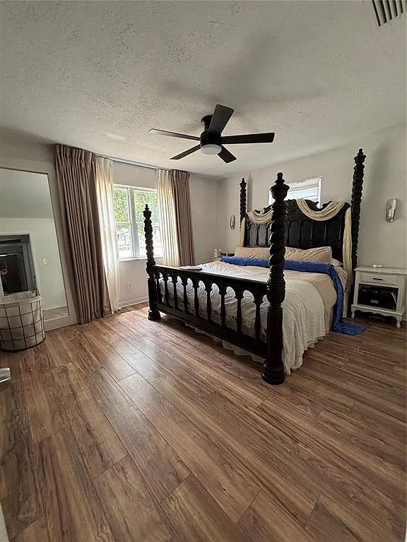 2 bed, 1.0 bath, 750 sqft, $2,250 — Photo 4
