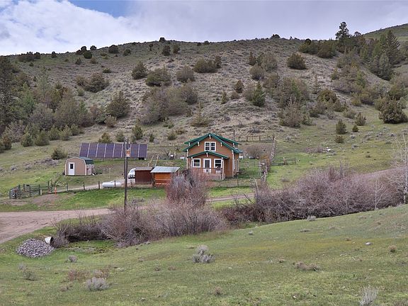 2nd image of 187 Edwards Gulch Rd