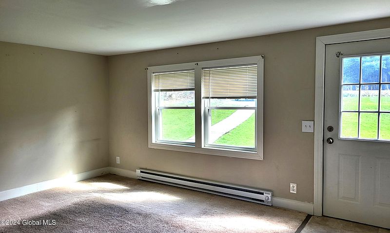 5th image of 386 Cole Road