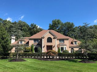 14 Corrigan Way, Old Tappan, NJ 07675