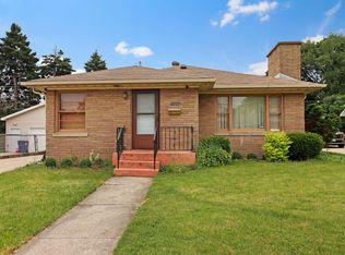 2514 E Crescent St, Racine, WI 53403