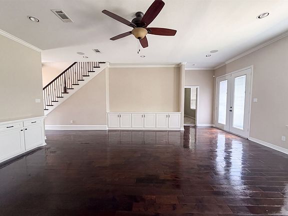3rd image of 8580 Cedar Creek Ln
