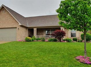 1426 Lakeview Ct, Richmond, IN 47374
