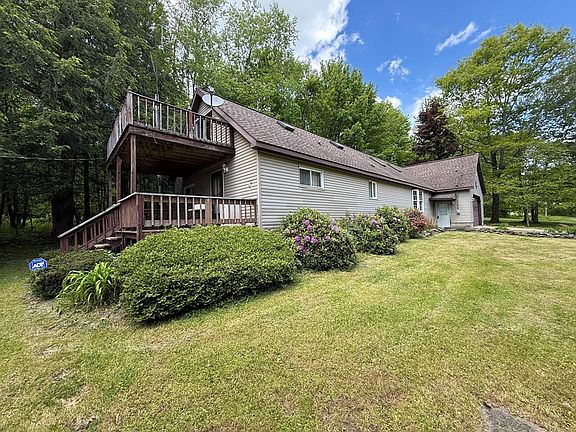 2nd image of 2150 McGregor Ln