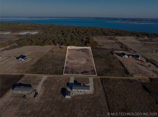 4 Lago Vista Ln, Kingston, OK 73439