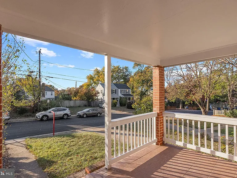 5845 Monticello Rd — Photo 38