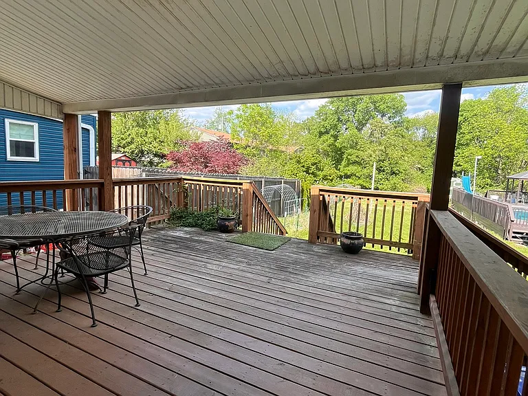1217 Schiller Ave #1 — Photo 9
