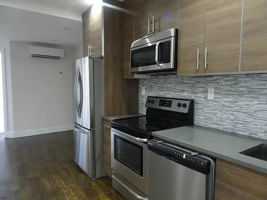 Rented by Loom Group | media 24