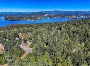 7355 Thornton Hts, Capital, BC V9Z 1L8