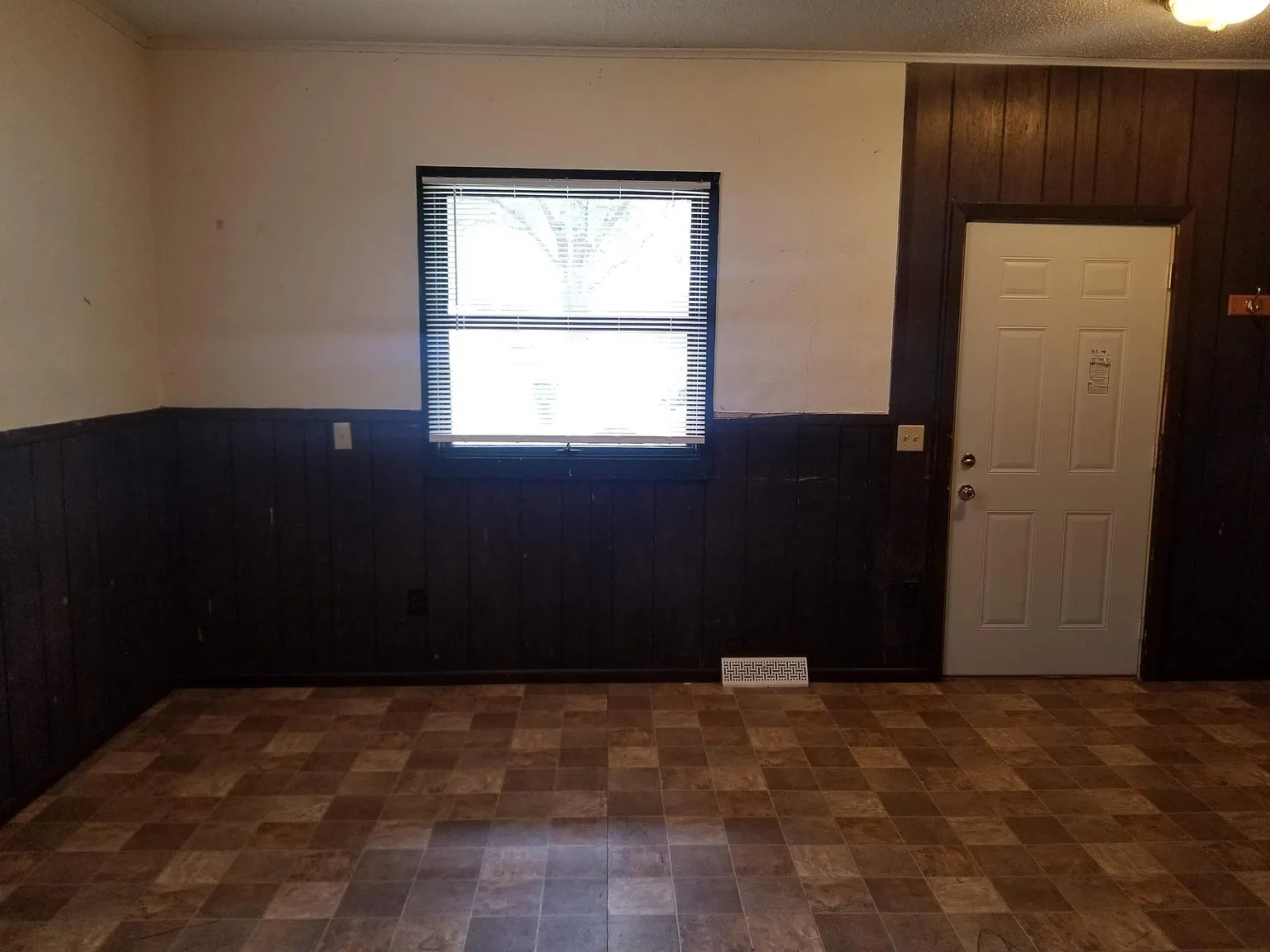 6 bed, $2,000 — Photo 3