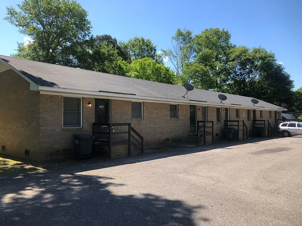 1316 S Linwood Rd