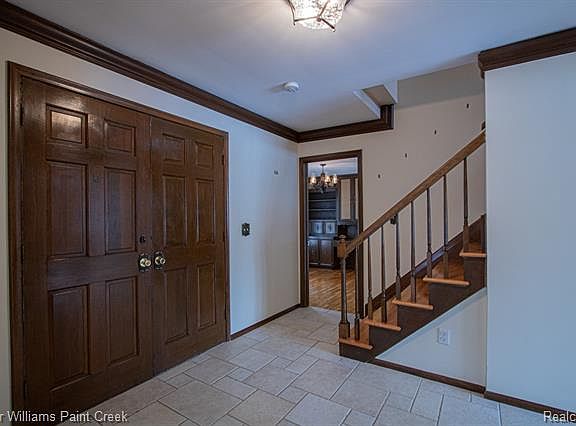 2nd image of 2643 Belle View Dr