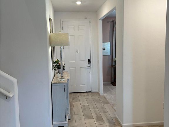 3rd image of 772 W Calle El Acuario
