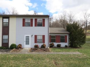 225 Tinkerview Dr, Cloverdale, VA 24077