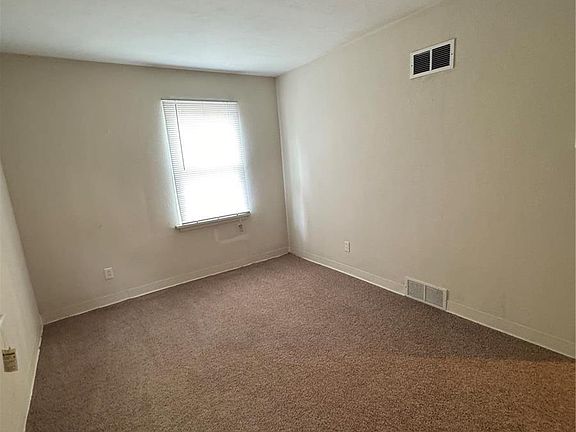 4th image of 9733 Vickie Pl