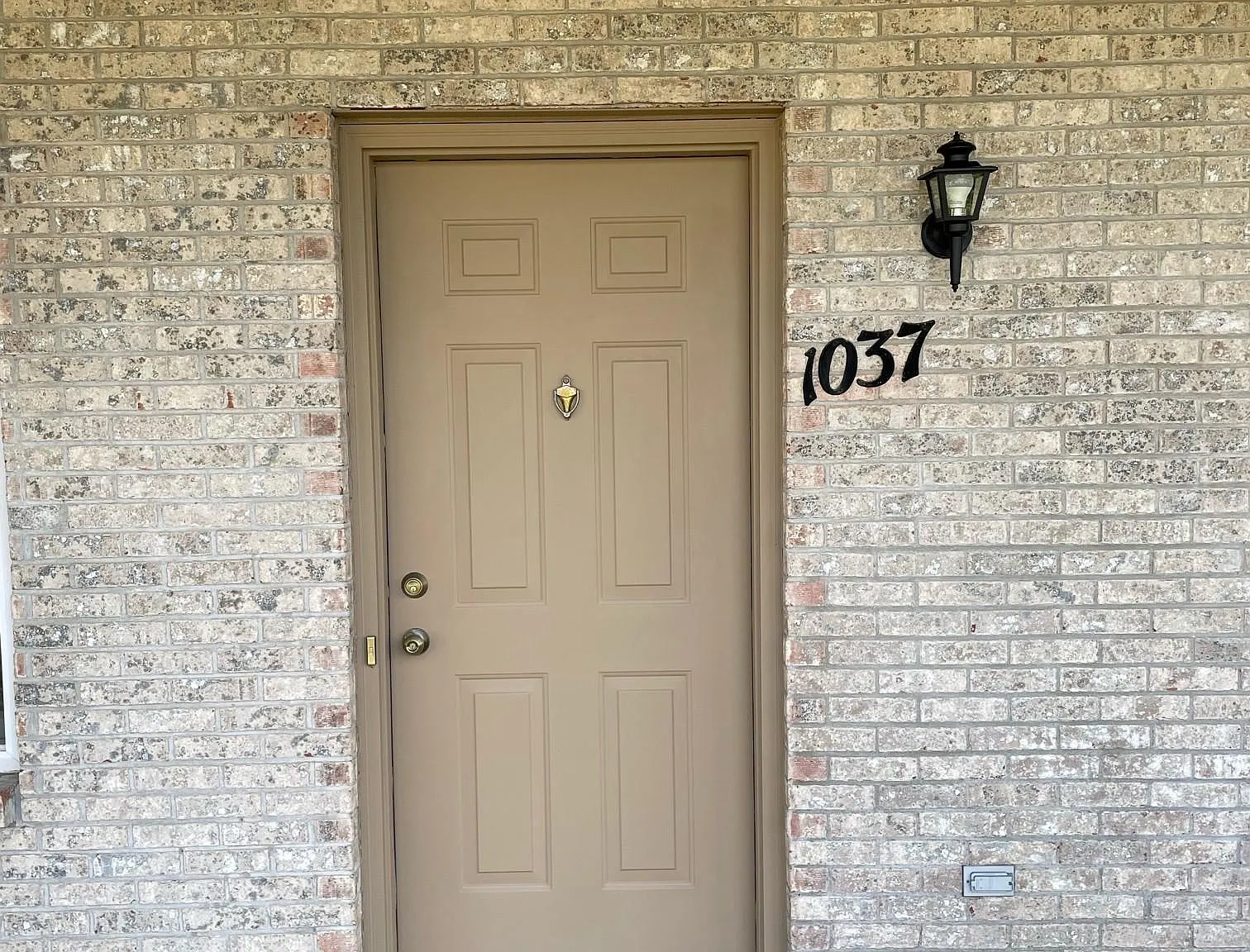 2 bed, 1.5 bath, 1075 sqft, $1,150 — Photo 4