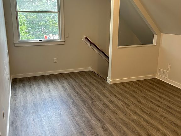 2nd image of 168 Chemung St APT 201