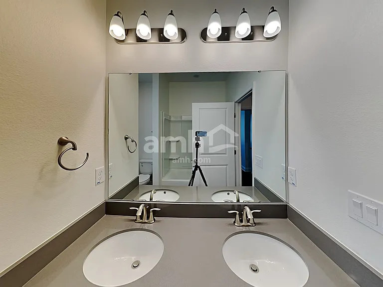 955 Heavenly Dr — Photo 19