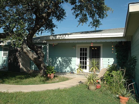 3rd image of 133 Pompano Dr