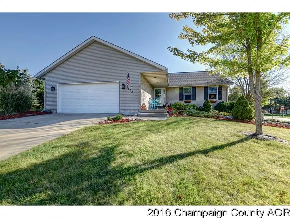 1103 Ridgewood Rd photo 1