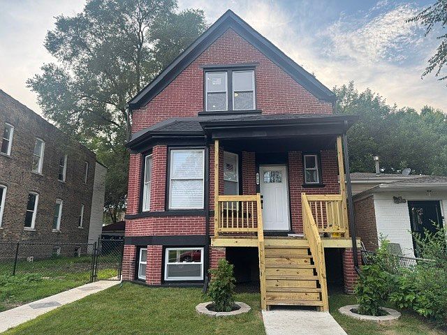 1st image of 6744 S Bishop St