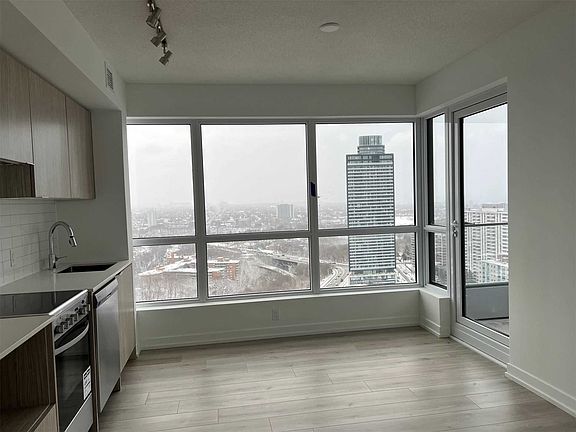 5th image of 395 Bloor St E #2511