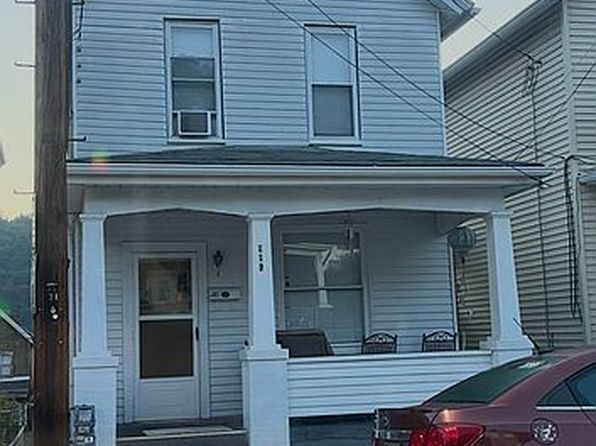 916 Fallowfield Ave