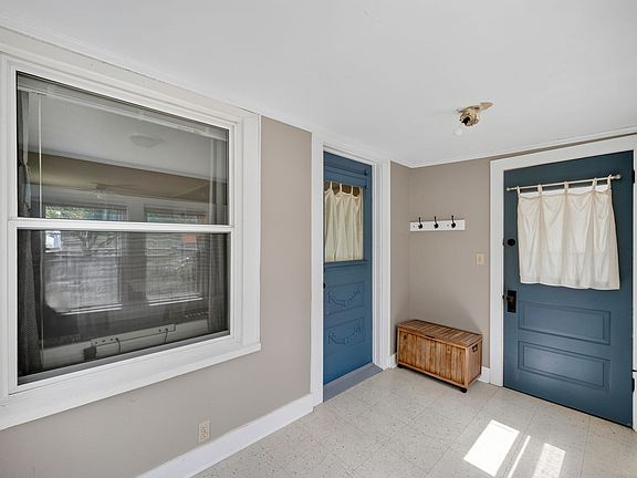 5th image of 713 Pleasant View Dr