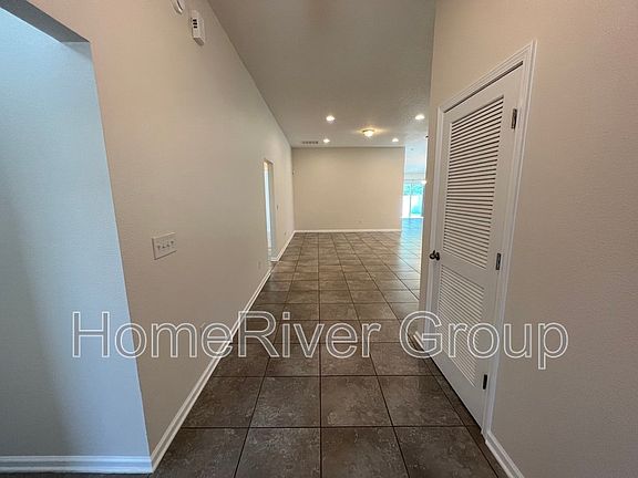 3rd image of 95241 Tanglewood Dr