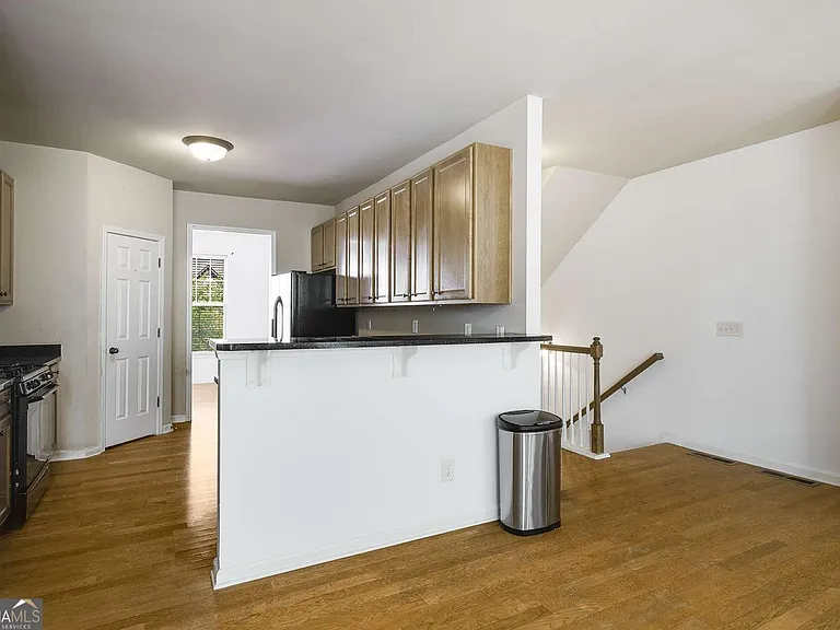 1798 Oakbrook Ln NW #8 — Photo 14
