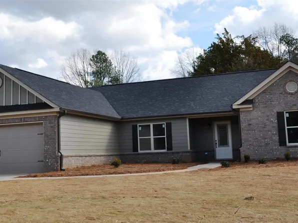 39 Emily Forest Way, Pendergrass, GA 30567