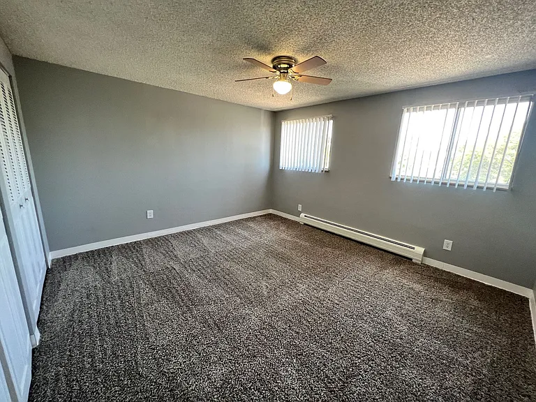 Crestview Apartments — Photo 45