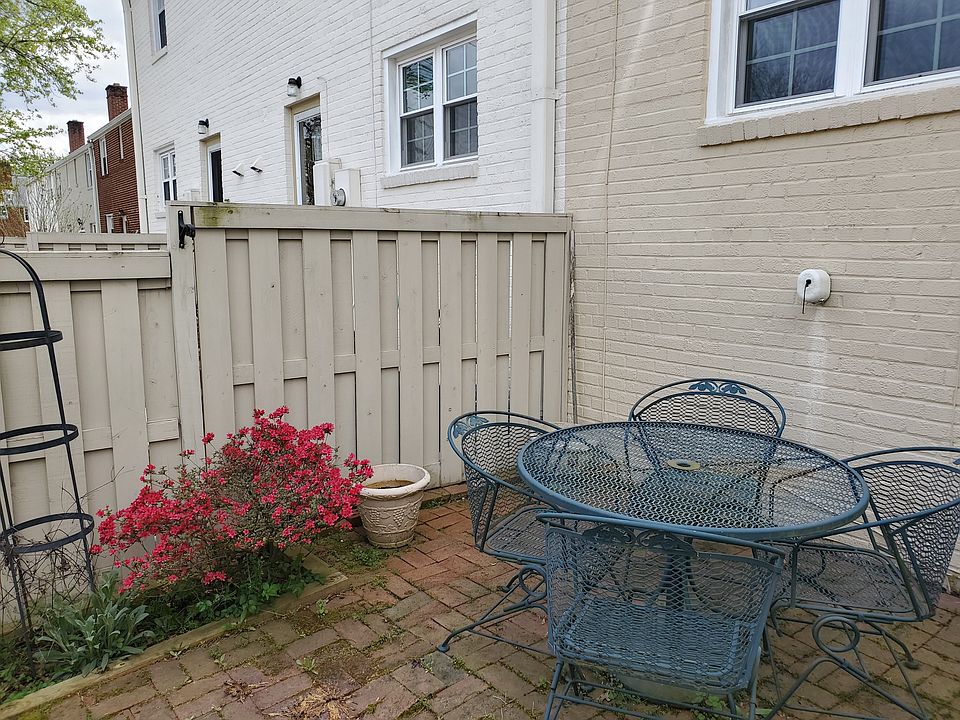 2nd image of 3829 Jay Ave
