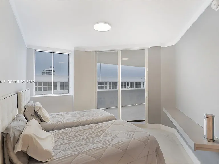 4775 Collins Ave #1804 — Photo 32