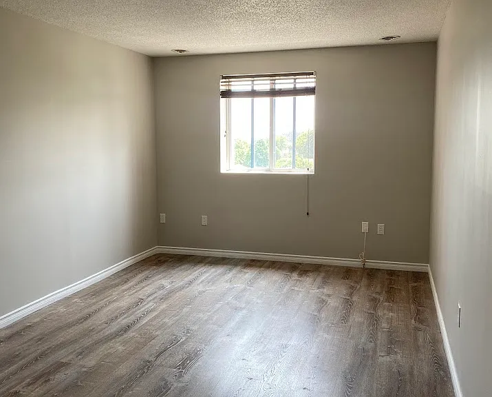 30 Chapman Ct — Photo 14