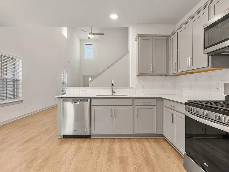 117 New Hampton Way — Photo 11